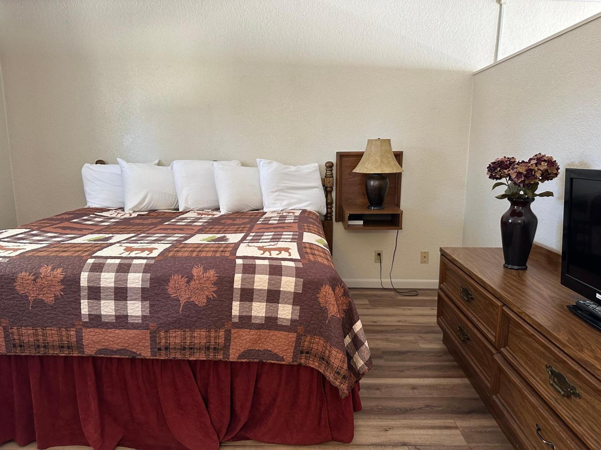 Sunset Inn And Suites Фредериксбург Екстериор снимка