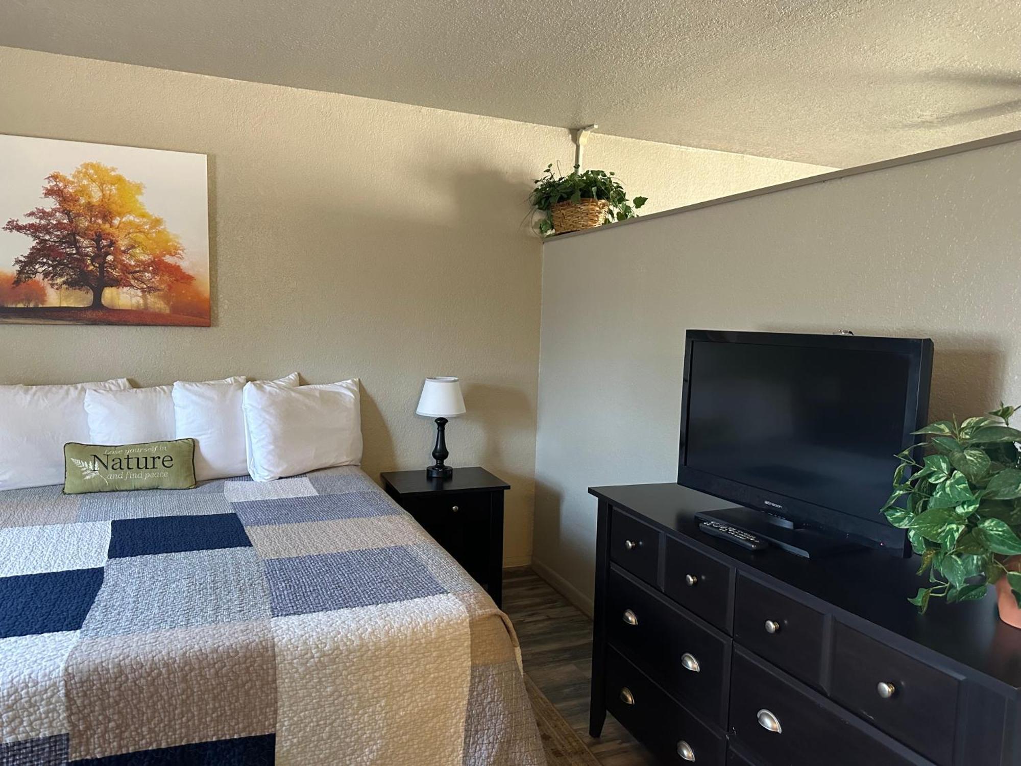 Sunset Inn And Suites Фредериксбург Екстериор снимка