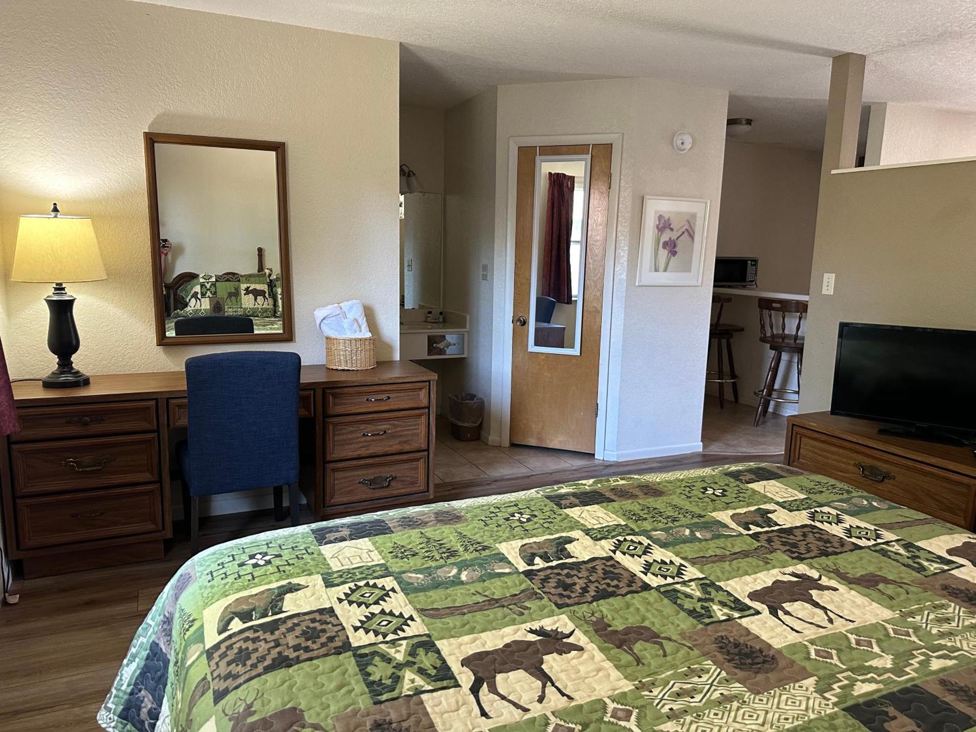 Sunset Inn And Suites Фредериксбург Екстериор снимка