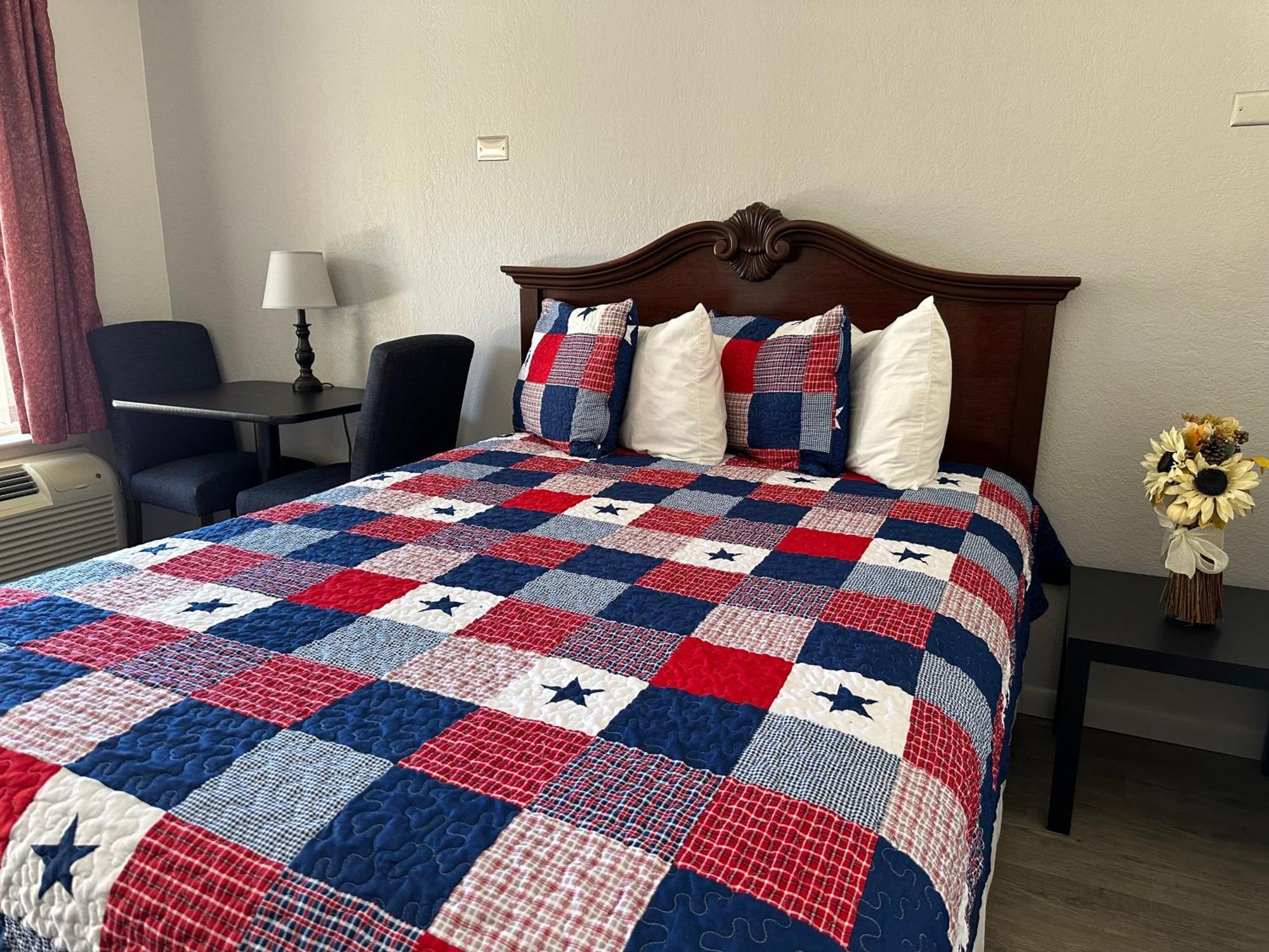 Sunset Inn And Suites Фредериксбург Екстериор снимка