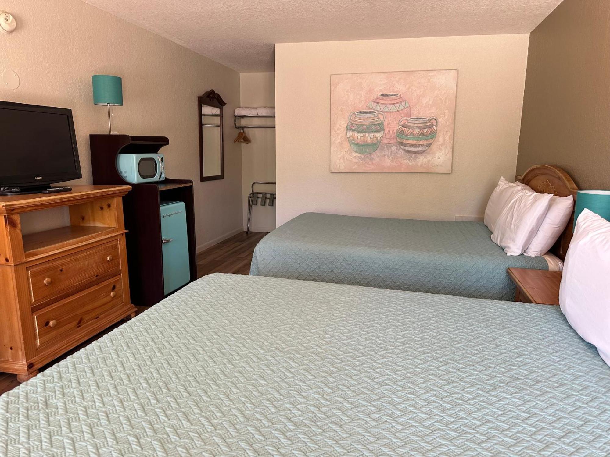 Sunset Inn And Suites Фредериксбург Екстериор снимка