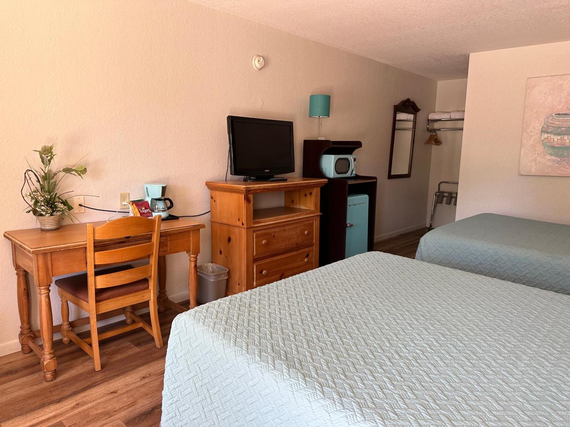 Sunset Inn And Suites Фредериксбург Екстериор снимка