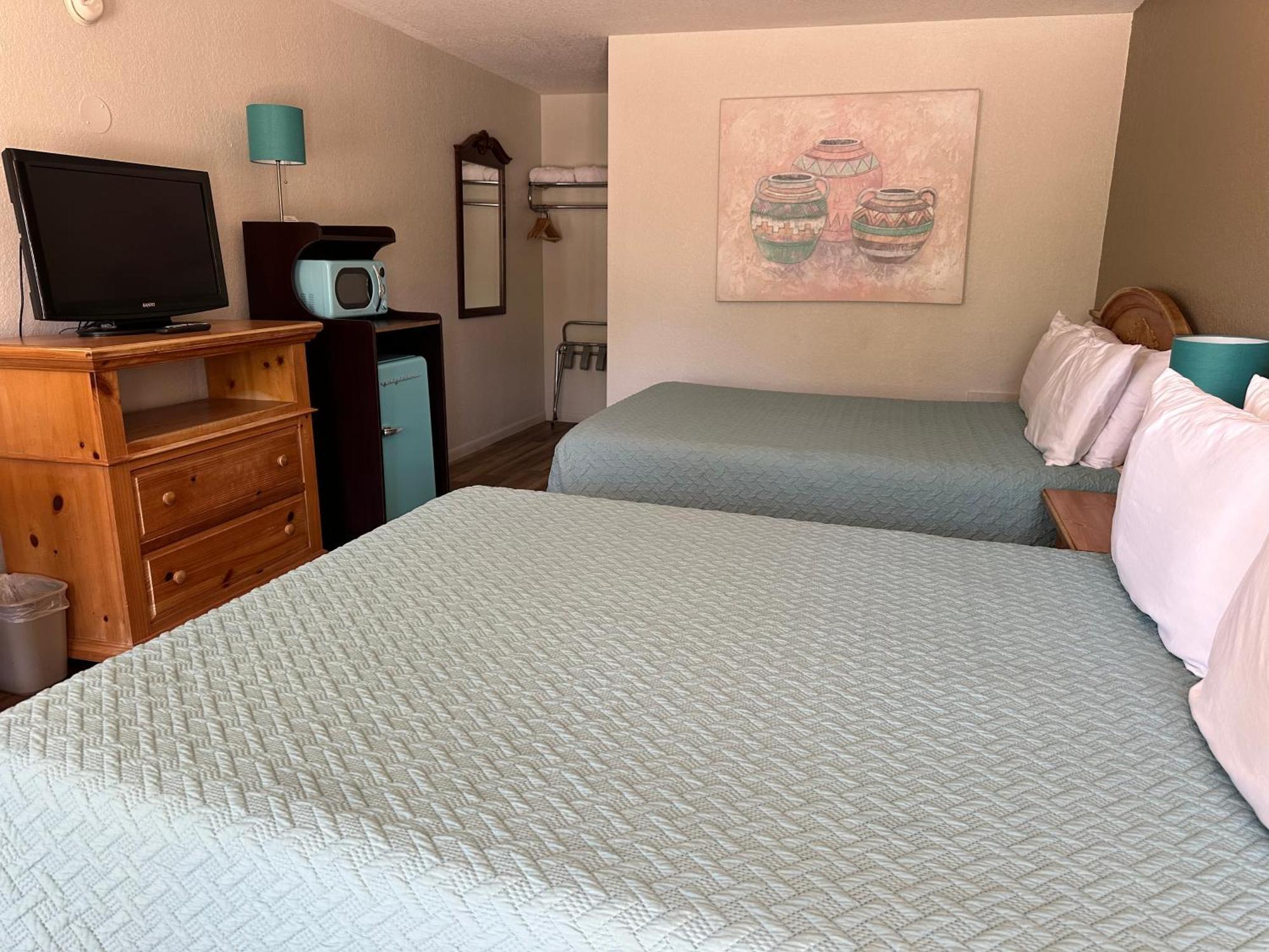 Sunset Inn And Suites Фредериксбург Екстериор снимка